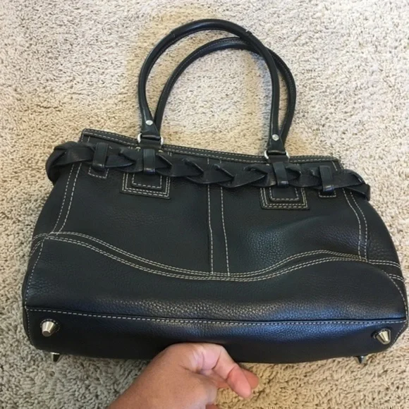 Coach black pebbled leather purse - Picture 4 of 16